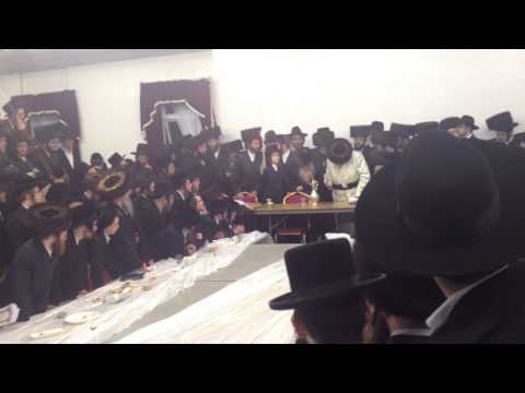 Havdala with the Toldos Avrohom Yitzchok Rebbe shlite in Manchester