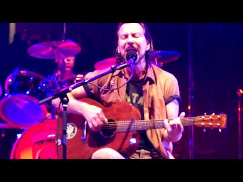 Pearl Jam 10.28.09 - Spectrum Philly 2 - Speed of Sound