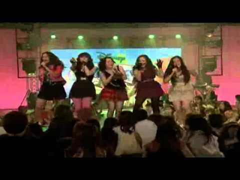 Celebraton 2011: Highway & Cuando Toca la Campana - Amigas por Siempre