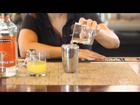 How To Make a Pineapple Martini in 30 seconds