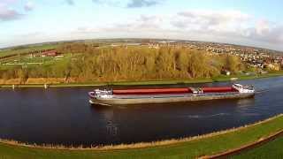 preview picture of video 'Aquaduct Mid-Fryslan bij Grou (Friesland)'