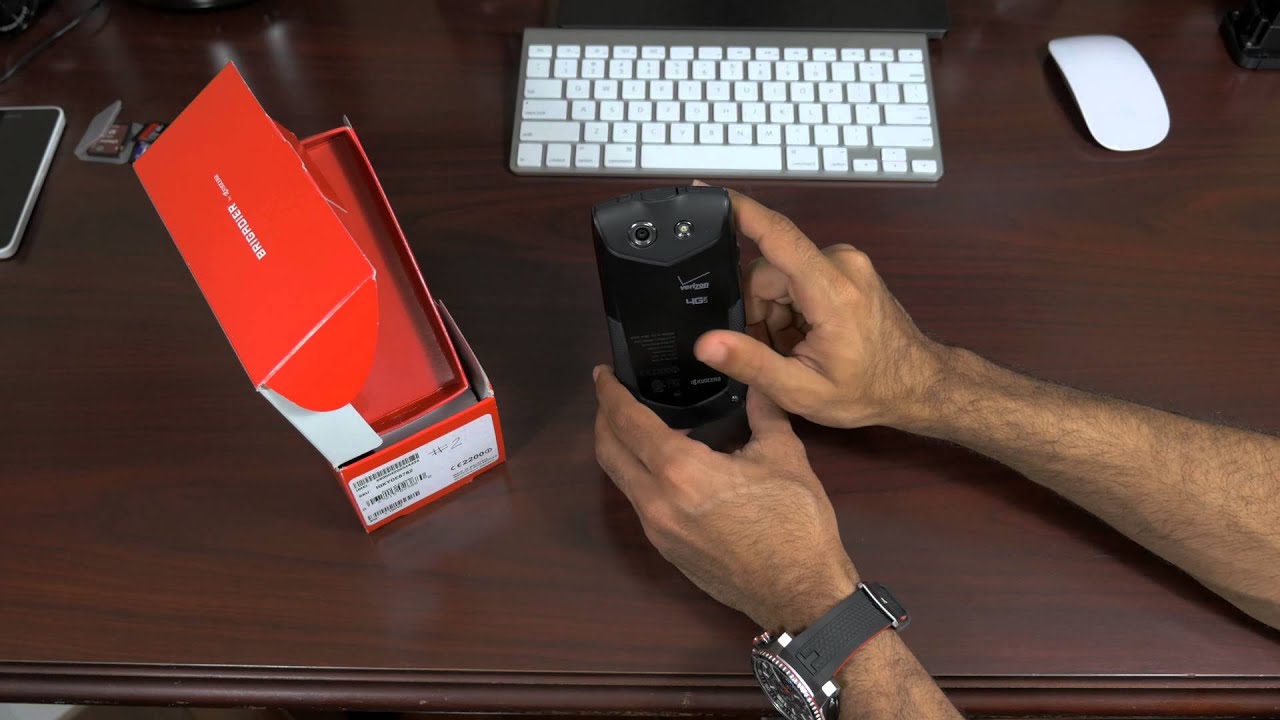 Kyocera Brigadier Unboxing and First Look (4K)