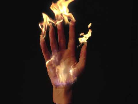 Elley Duhé - FREE ME (Audio)