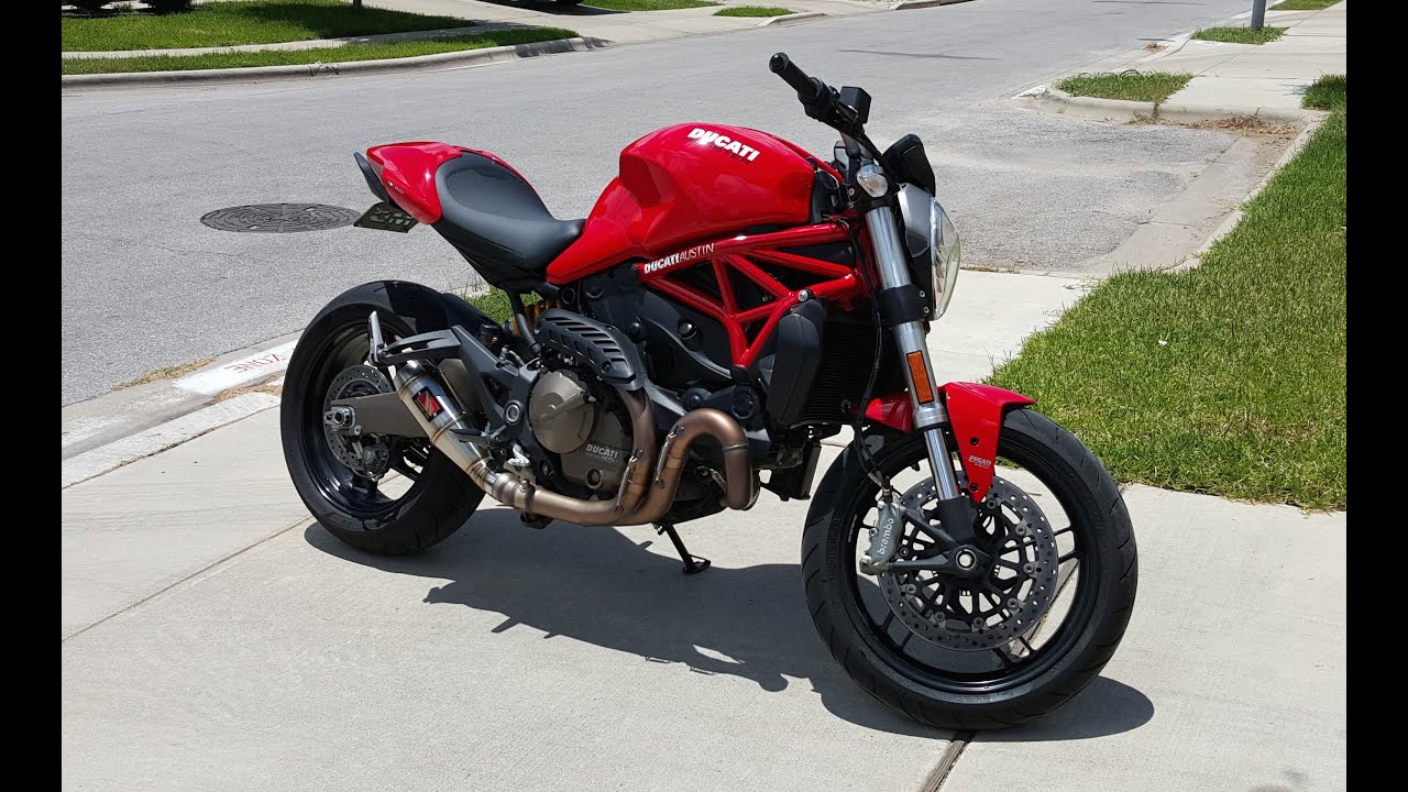 2015 Ducati Monster 821 - Ride & Review