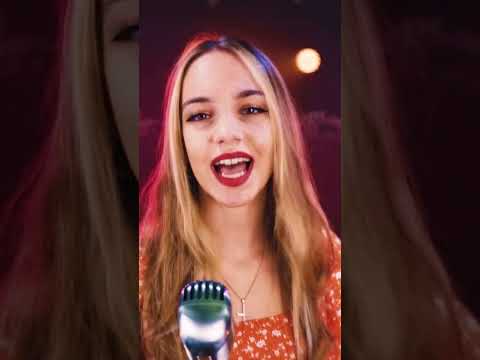 Wishing you all a great weekend!!! 💓💫 #lorenabulei #cover #eternalflame #thebangles