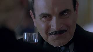 CINCO CERDITOS - Agatha Chtistie's Poirot - S09E01