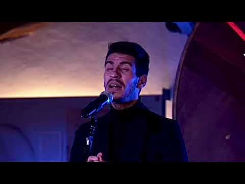 Tiago Correia                                                     Fado Meia Noite