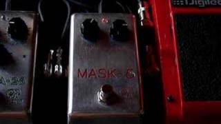 Video thumbnail for Pedal compresor analógico Mask-5 (Efectos Cluster) by Jose Sanchez gtr