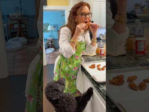 Be a rebel! Make chicken wing healthy again ~ fry fresh, organic @BellandEvans wings at home #keto