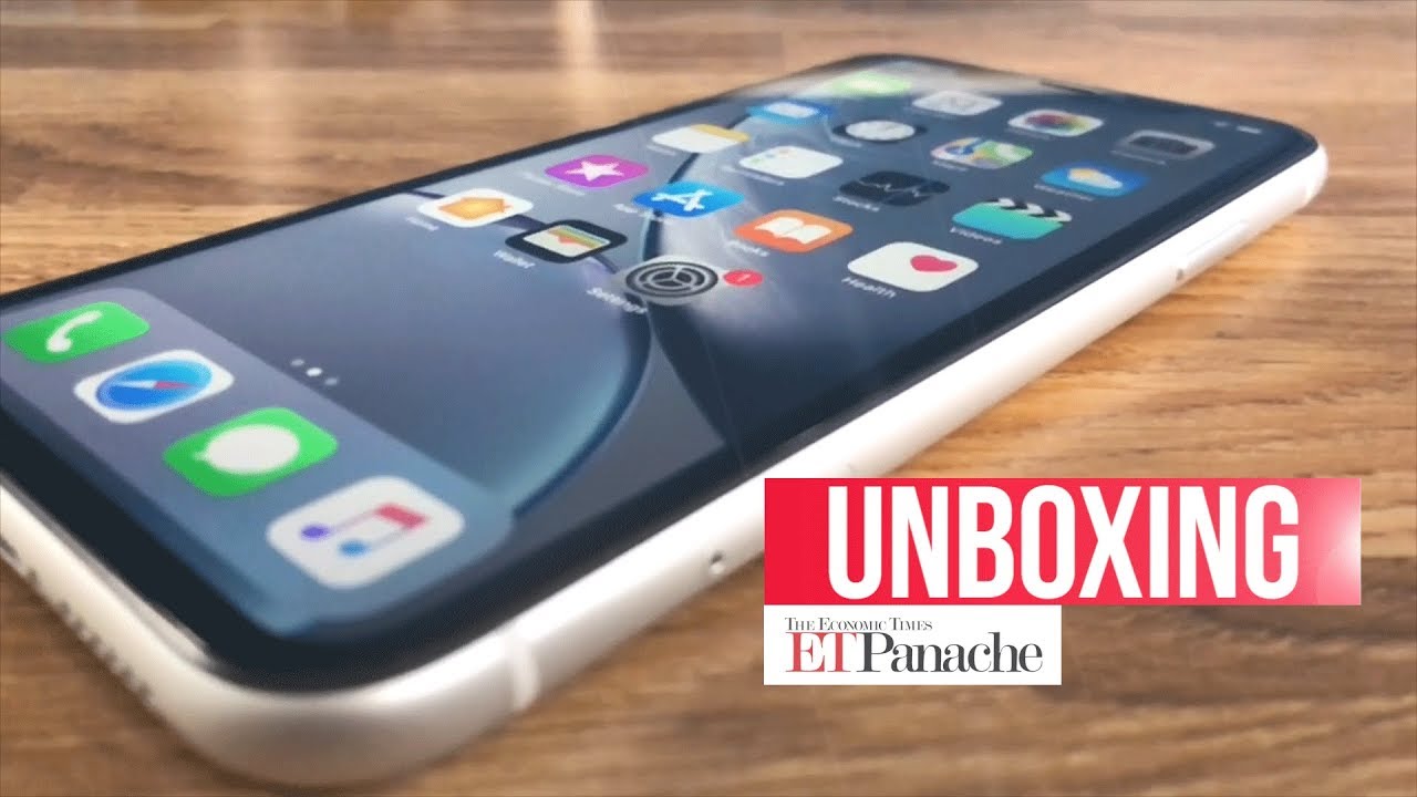iPhone XR: Unboxing & First Impression | India Unit - White | ETPanache
