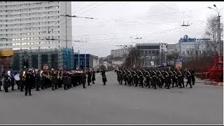 preview picture of video 'Victory Parade rehearsal Murmansk 2014 - Репетиция парада Победы Мурманск 2014'