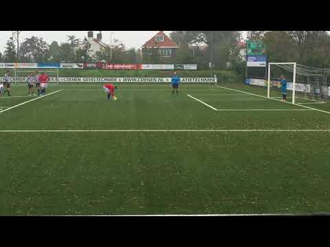 Strafschop Jesse van Lonkhuizen (0-2) bij de wedstrijd MZC'11 2 - VVGZ 2
