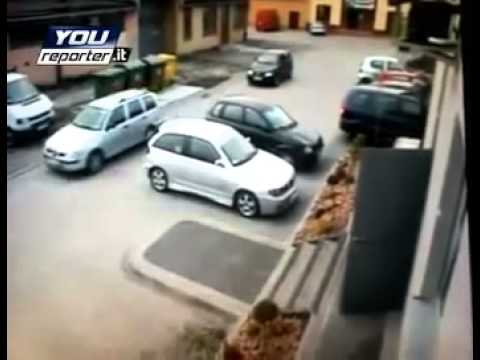 Donna Parcheggio spettacolare