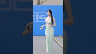 beautiful girl street fashion outfits style #tiktok #chinesefashion #mejoresstreetfashion #shorts
