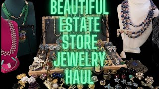 Vintage & Antique Jewelry: Hobe, Art Deco Necklace, Goldette, Vogue, Hobe #antiquejewelry