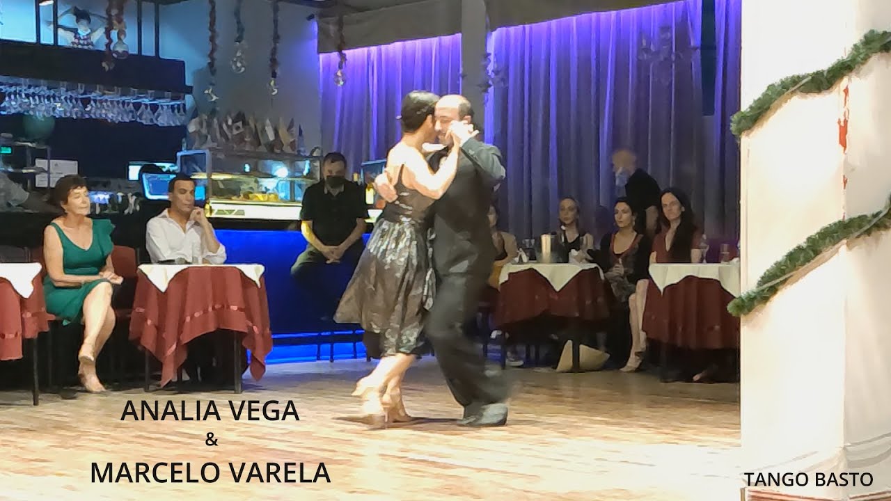 Analia Vega & Marcelo Varela - 1-3 - 2021.12.19 - Milonga de los Domingos