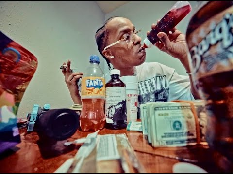 DC2TRILL - Bussin Moves (OFFICIAL VIDEO)