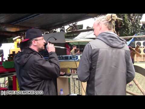 FORWARD FEVER ft ozi 1 @ mek it burn di system - dubtempel 6 \ vilvoorde 21 -9-2013