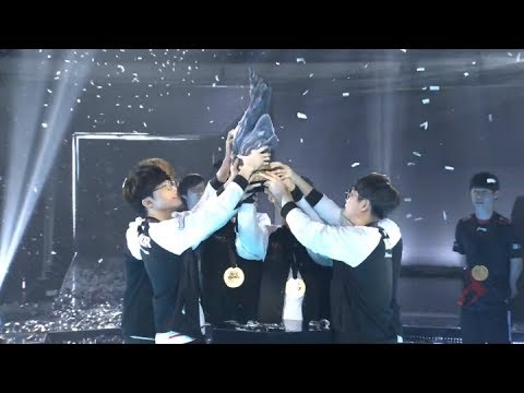 Rift Rivals 2019 Finals - LCK vs LPL Highlights with Voice Comms (Translated)