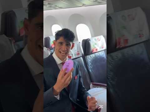 ضحكة بونو و”مشطة التازي” 