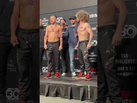 PETR YAN SHOVED MERAB DVALISHVILI AT FACE OFFS