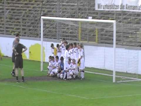 u12 - das letzte Mannschaftsfoto am ALTEN TIVOLI