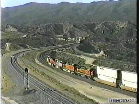 Classic Railroad Series 276 - BNSF and Amtrak at Silverwood May 22, 2001