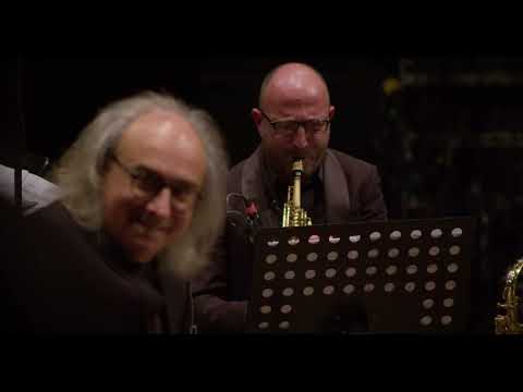 "Still Near" Carine Bonnefoy  Colours Jazz Orchestra