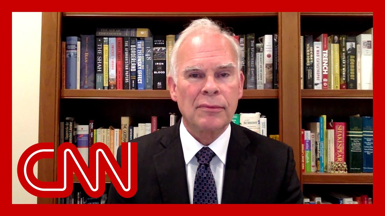 Retired colonel details ‘danger signs’ as Russia claims to advance deeper into Ukraine