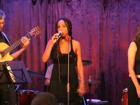 Elisete- Choshevet al ha pizmon (Thinking about the chorus)