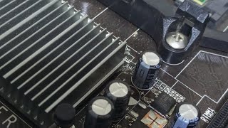 Comment dépanner une carte mère de desktop qui ne s'allume pas ?