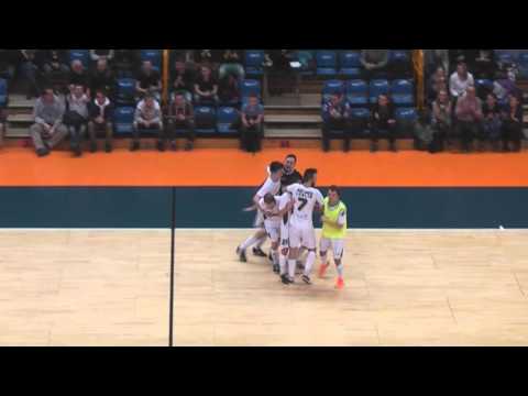 Ostatnie sekundy meczu...