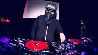 Download lagu REMIX LUKA DISINI (BATAM) mp3