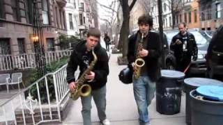 Download lagu Dueling Saxophones, perfect NYC street music mp3