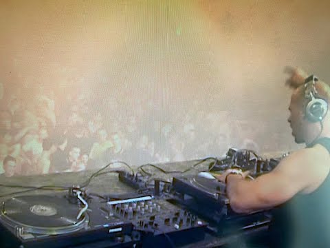 The Vizitor @ Thunderdome 2004, Malice to Society