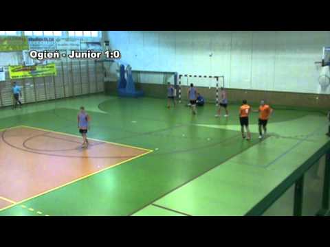 19.12.2010 Ogień w Szopie - Junior Zbąszynek 3:1 (1:0)