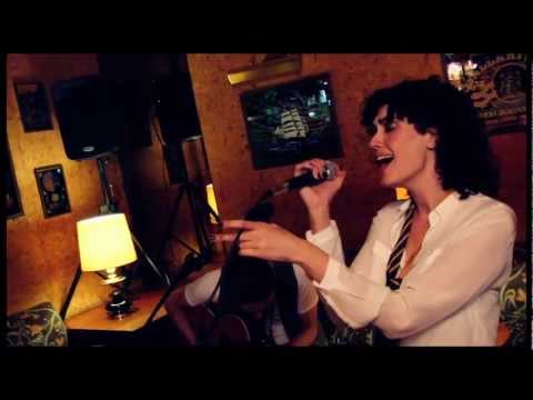 Yolanda Yone -No quiero volver atrás