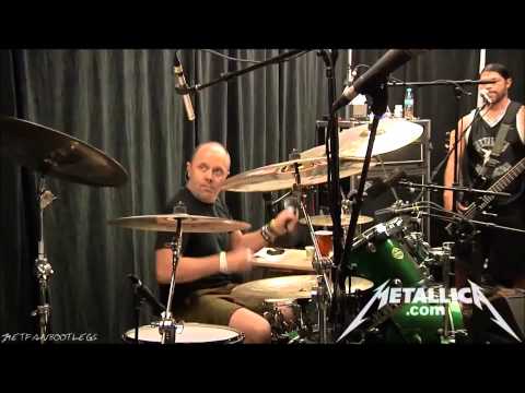 Metallica - Leper Messiah in Tuning Room [Mexixo City August 4, 2012] HD