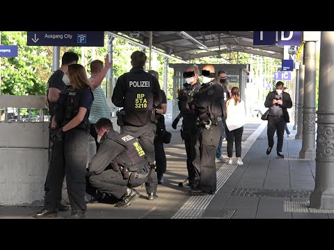 Schwerpunktkontrollen während Waffenverbotszone am Bonner Hbf + Bahnhof Köln-Süd am 06.-08.05.22