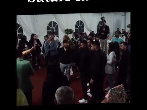 Babi Minune Batut la nunta