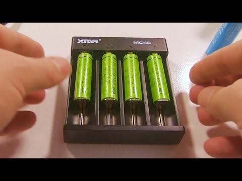 XTAR MC4S Portable Battery Charger -  Charge DIFFERENT TYPE of Batteries at the Same Time!
