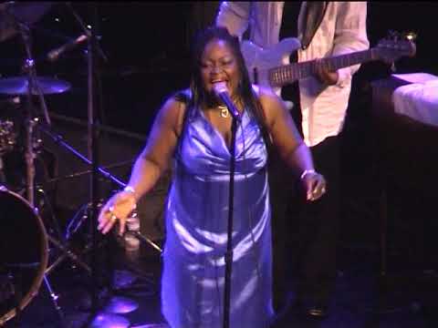 SHEMEKIA COPELAND & HER BLUES BAND - - Part 1/4.  Legendary Rhythm and Blues Cruise. 2005.
