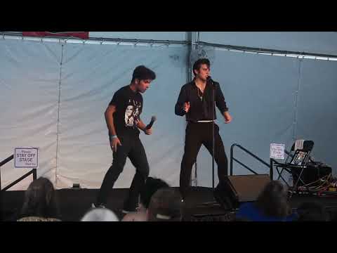 Jacob Roman & Taylor Rodriguez sing 'Rip It Up' Elvis Week 2017