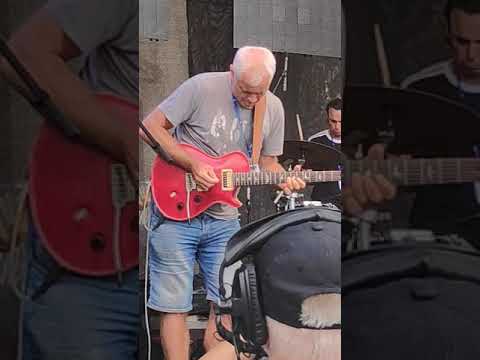 Vašo Patejdl - Voda, čo ma drží nad vodou