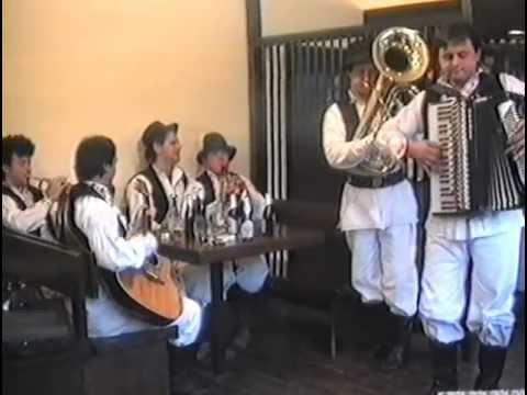 Dečki z bregov 1988 v Loborskoj bertiji - Roblek