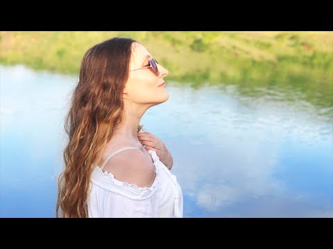 Bogdana Petrova - Slavei V Dvori (Official Video) Богдана Петрова - Славей В Двори (Official Video)