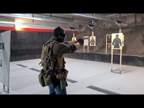 Me discovering new guns: AMT AutoMag III in .30 carbine