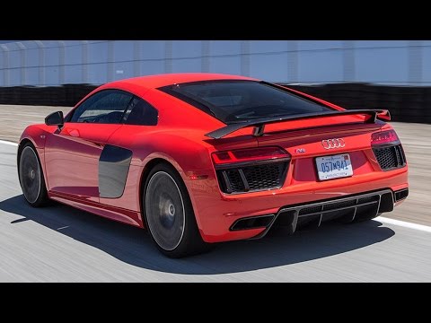 2017 Audi R8 V10 (Plus) Hot Lap! - 2016 Best Driver's Car Contender