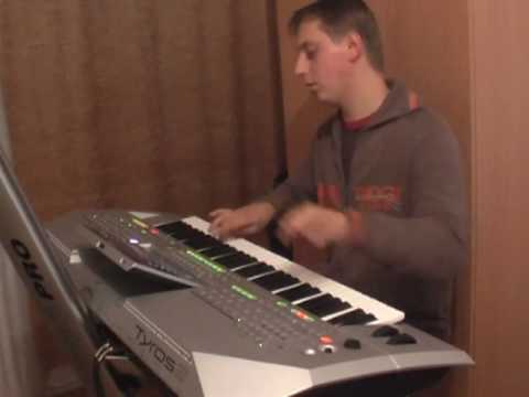 Demo 4 Tyros 2 ® Lucian Reuţ - Muzica populara si de petrecere