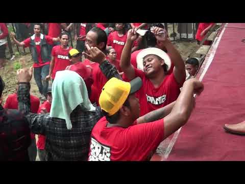 Derita di Balik Tawa   Gery Mahesa.  NEW PALLAPA IPANG 2017